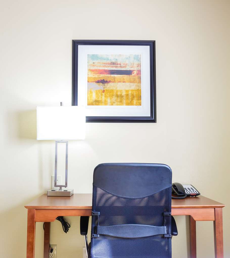 Western Kiva 3* Fort Collins