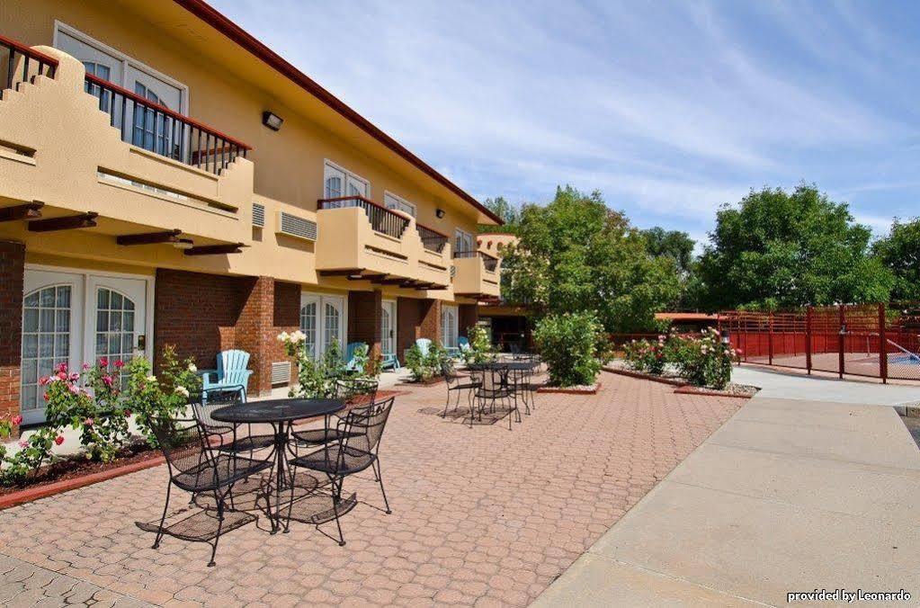 Hotel Western Kiva 3*